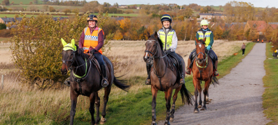 Riders In Hi Viz Smiling 2025 North & BRAG Pleasure Ride