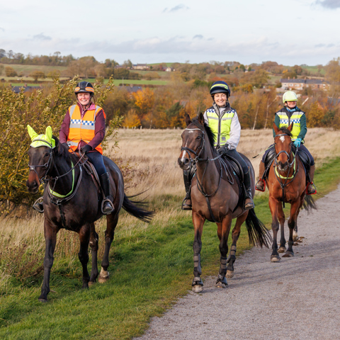 Riders In Hi Viz Smiling 2025 North & BRAG Pleasure Ride