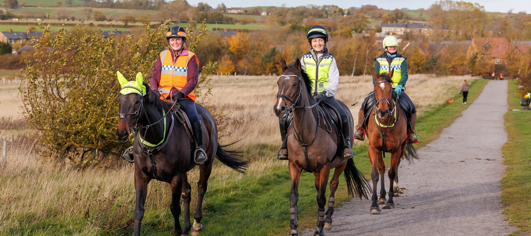 Riders In Hi Viz Smiling 2025 North & BRAG Pleasure Ride